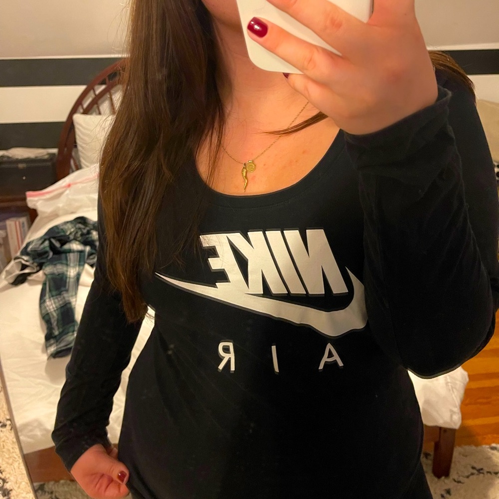 Nike long sleeve tee